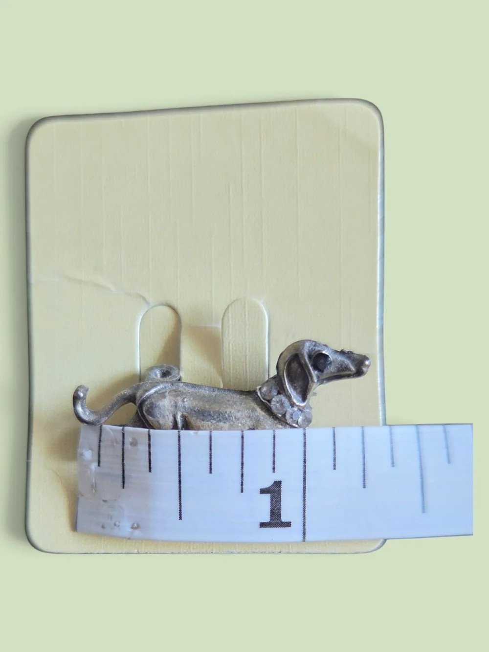 Silver Dachshund Dog Brooch Pin - Classic Pet Accessory